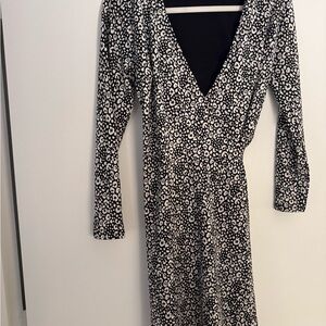 LOFT Black and White Patterned Long Sleeve Dress